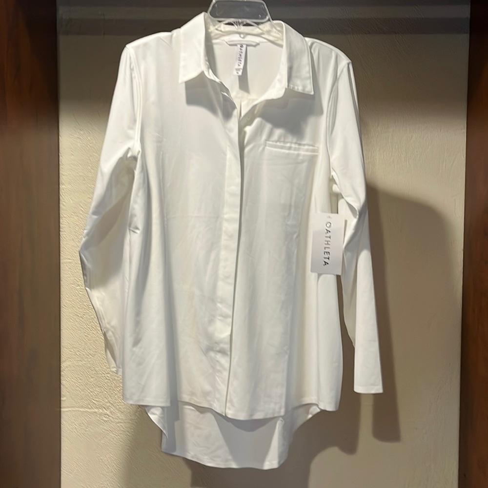 Athleta Urbanite Blouse. White. M. Runs large.